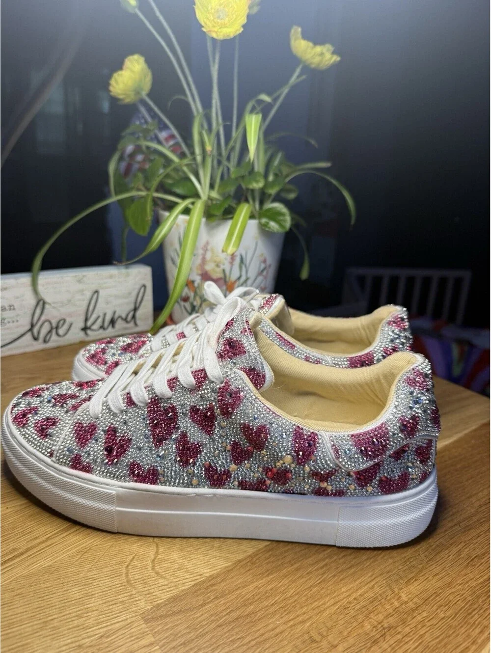 Rhinestone Heart Silver/Pink/White Low Top Lace-Up Men's Athletic Sneakers
